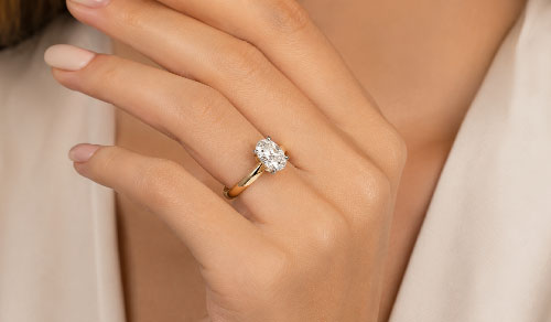 Oval-Diamonds-Engagement-Landing-Page
