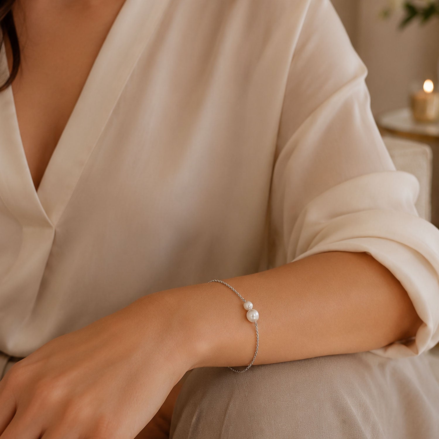 18ct White Gold Double Pearl Chain Bracelet