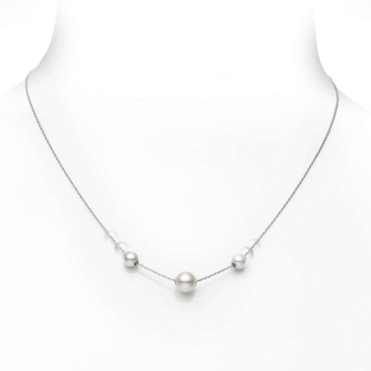 18ct White Gold Pearls In Motion Necklace