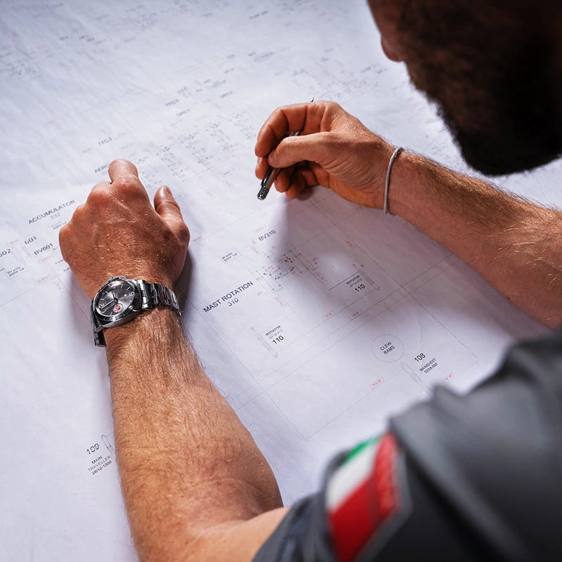 Luminor Luna Rossa Edition GMT 40mm Automatic Bracelet Watch