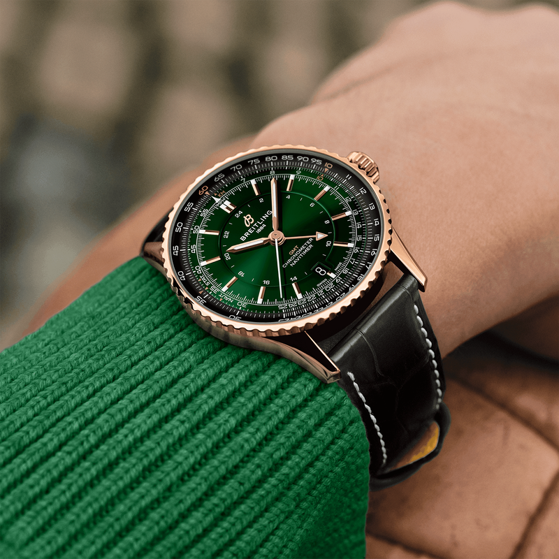 Navitimer GMT 18ct Rose Gold 41mm Green Sunray Dial Automatic Watch