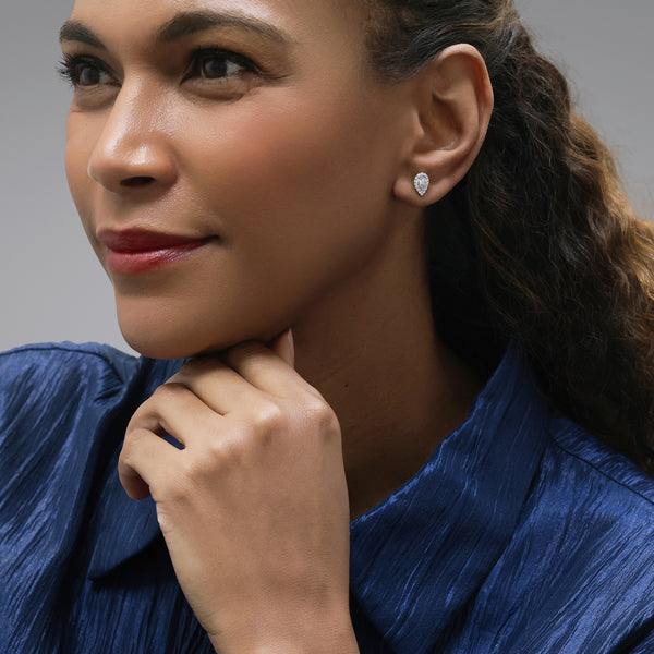 Berry's 18ct White Gold Pear Cut Diamond 1