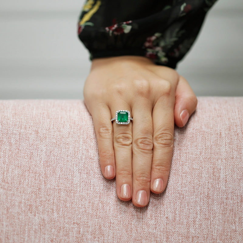 Platinum Square Cut Emerald And Round Brilliant Cut Diamond Cluster Ri - Main Image