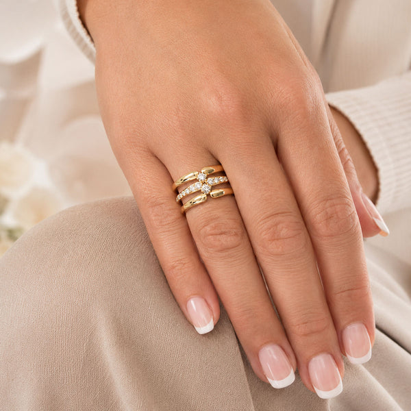 18ct Yellow Gold Round Brilliant Cut Diamond Three Row Dress Ring