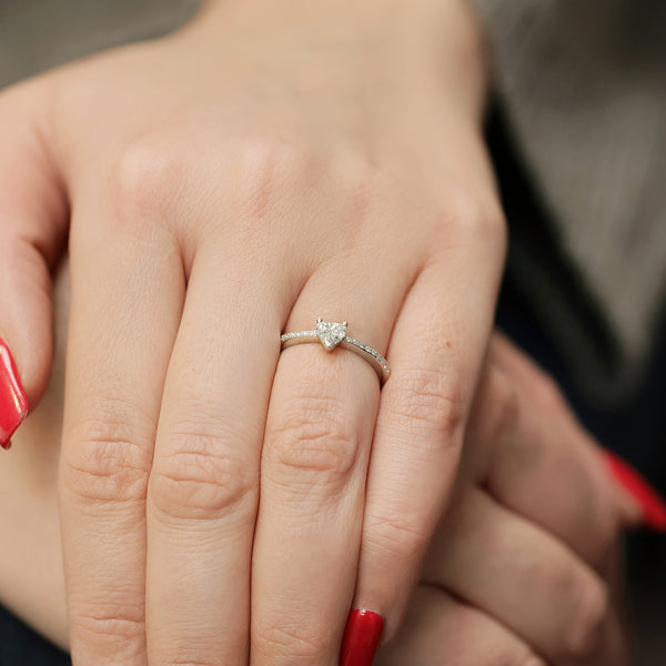 Berry's Platinum Heart Cut Diamond 0