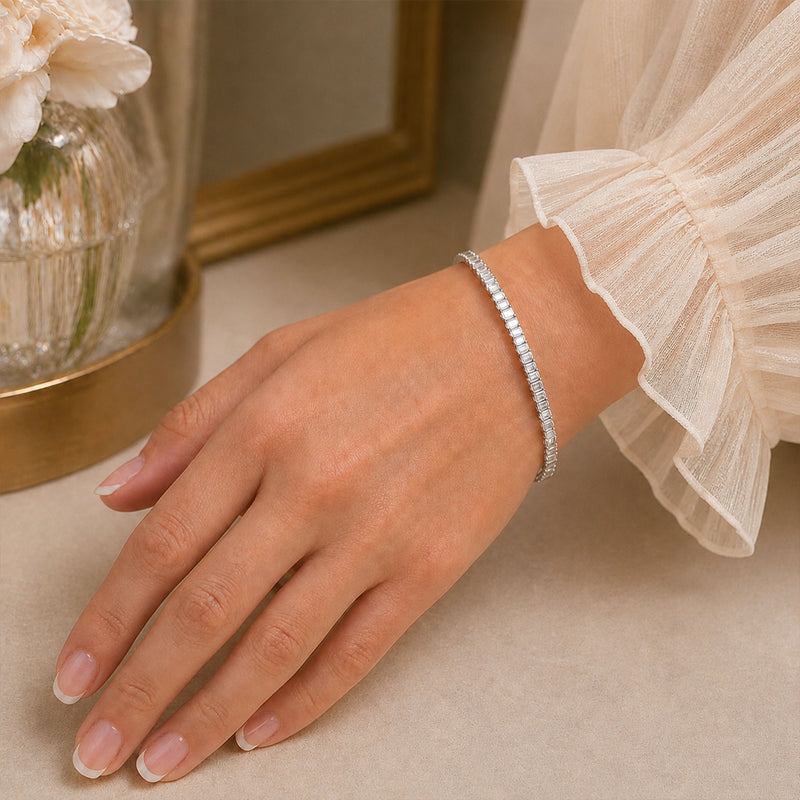 18ct White Gold Emerald Cut Diamond Rubover Set Bracelet