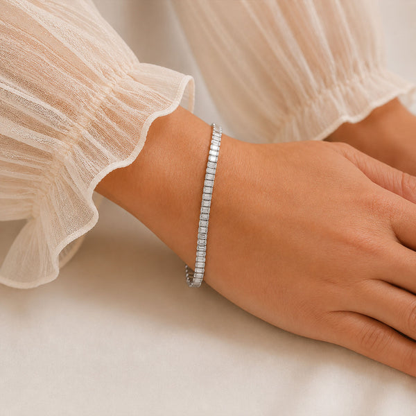 18ct White Gold Emerald Cut Diamond Rubover Set Bracelet