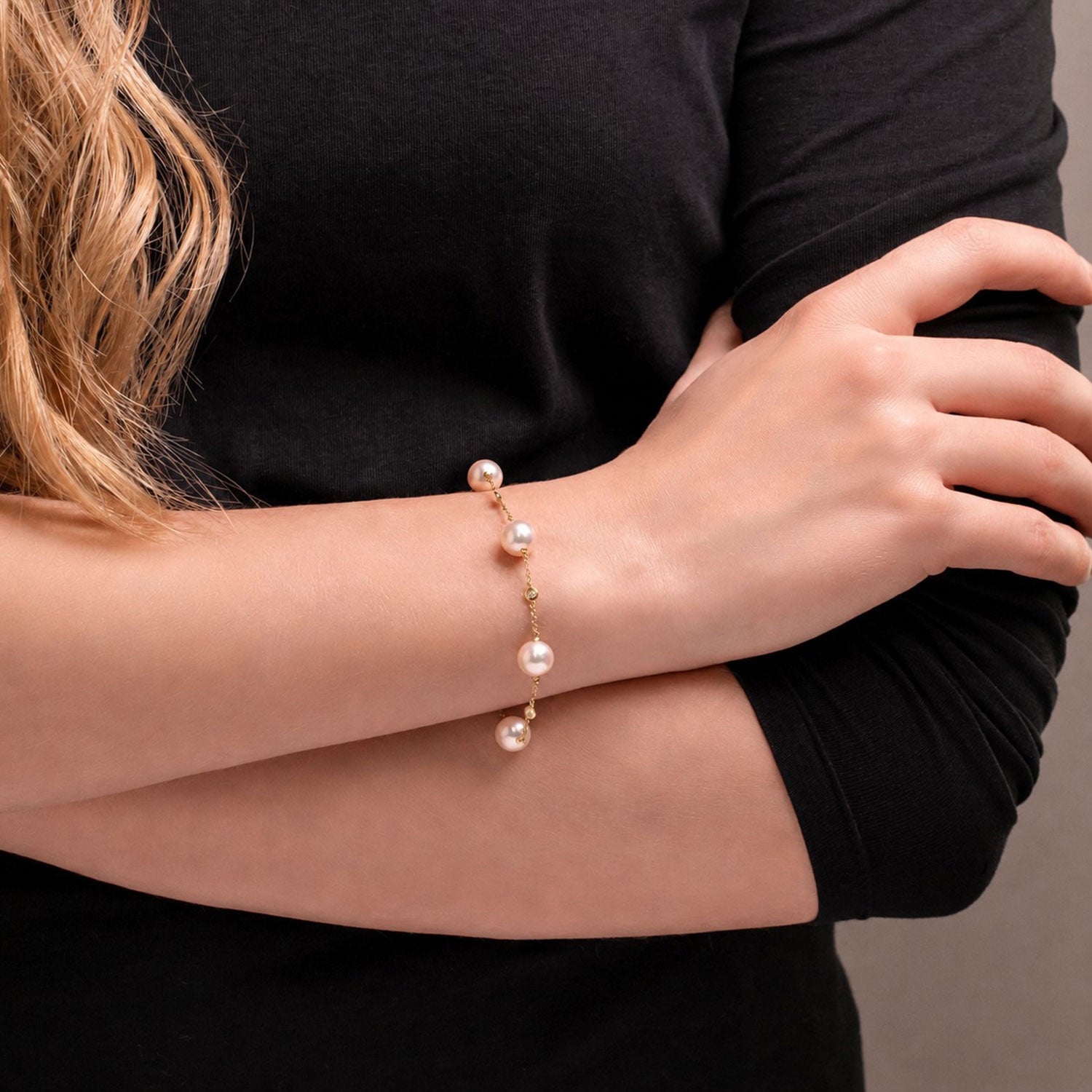 18ct Yellow Gold AAA Akoya Pearl and Diamond Chain Bracelet