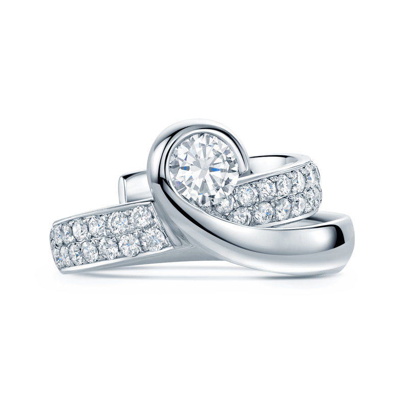 18ct White Gold Round Brilliant Cut Diamond Swirl Two Row Fancy Dress 18ct White Gold Round Brilliant Cut Diamond Swirl Two Row Fancy Dress