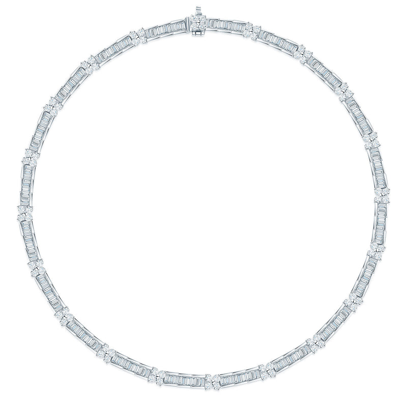 18ct White Gold Round Brilliant And Baguette Cut Diamond Collarette