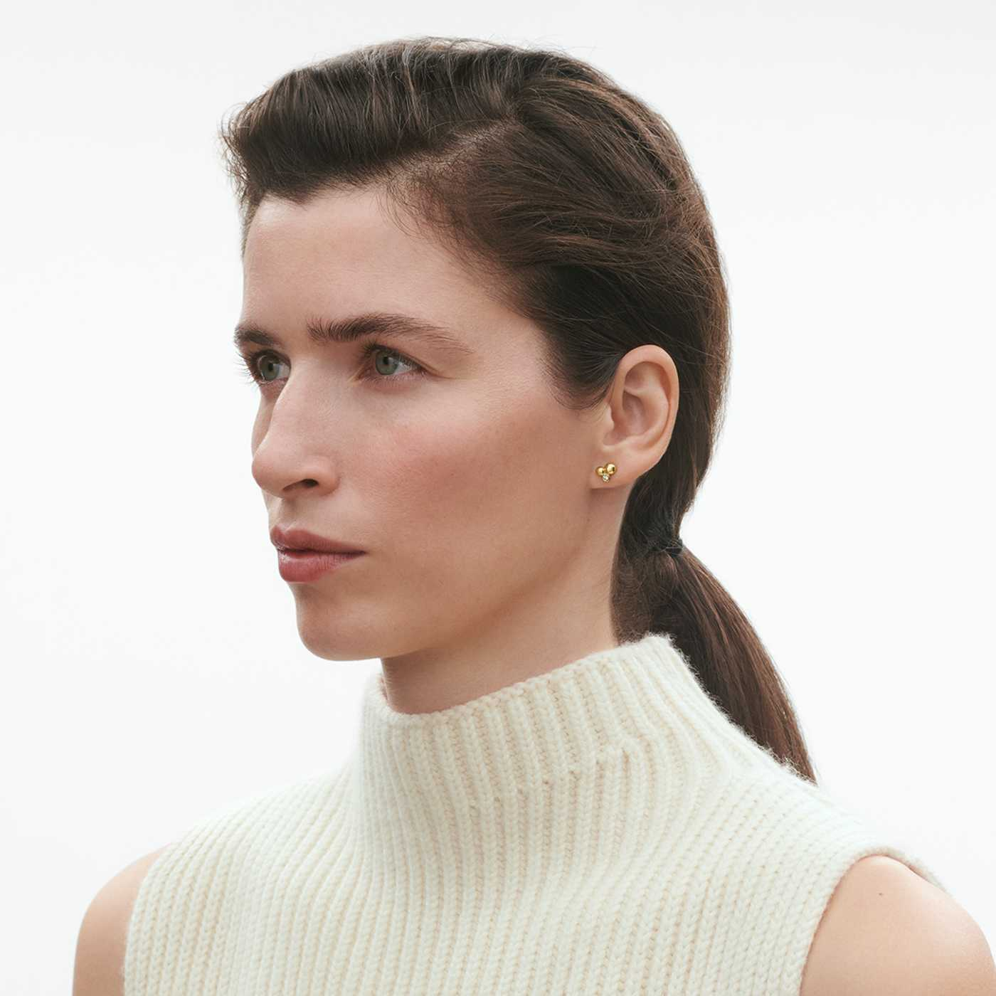 Moonlight Grapes 18ct yellow gold diamond set earrings