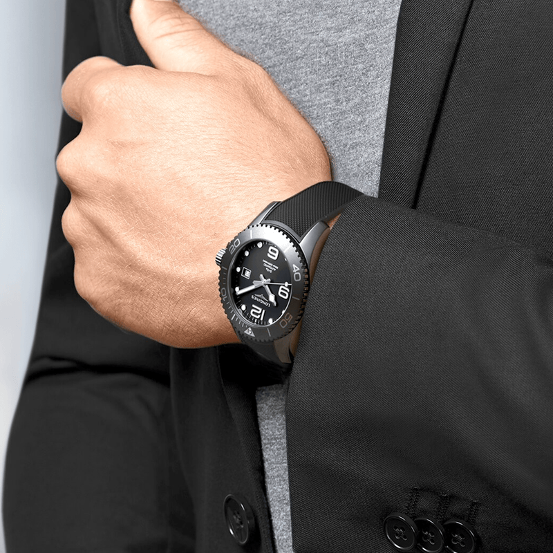 Longines HydroConquest 43mm Black Ceramic Watch L37844569