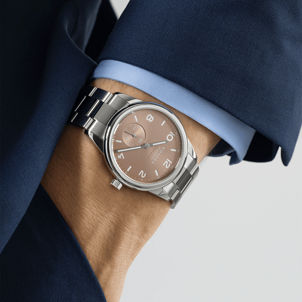 NOMOS Glashütte Club Sport Neomatik 39