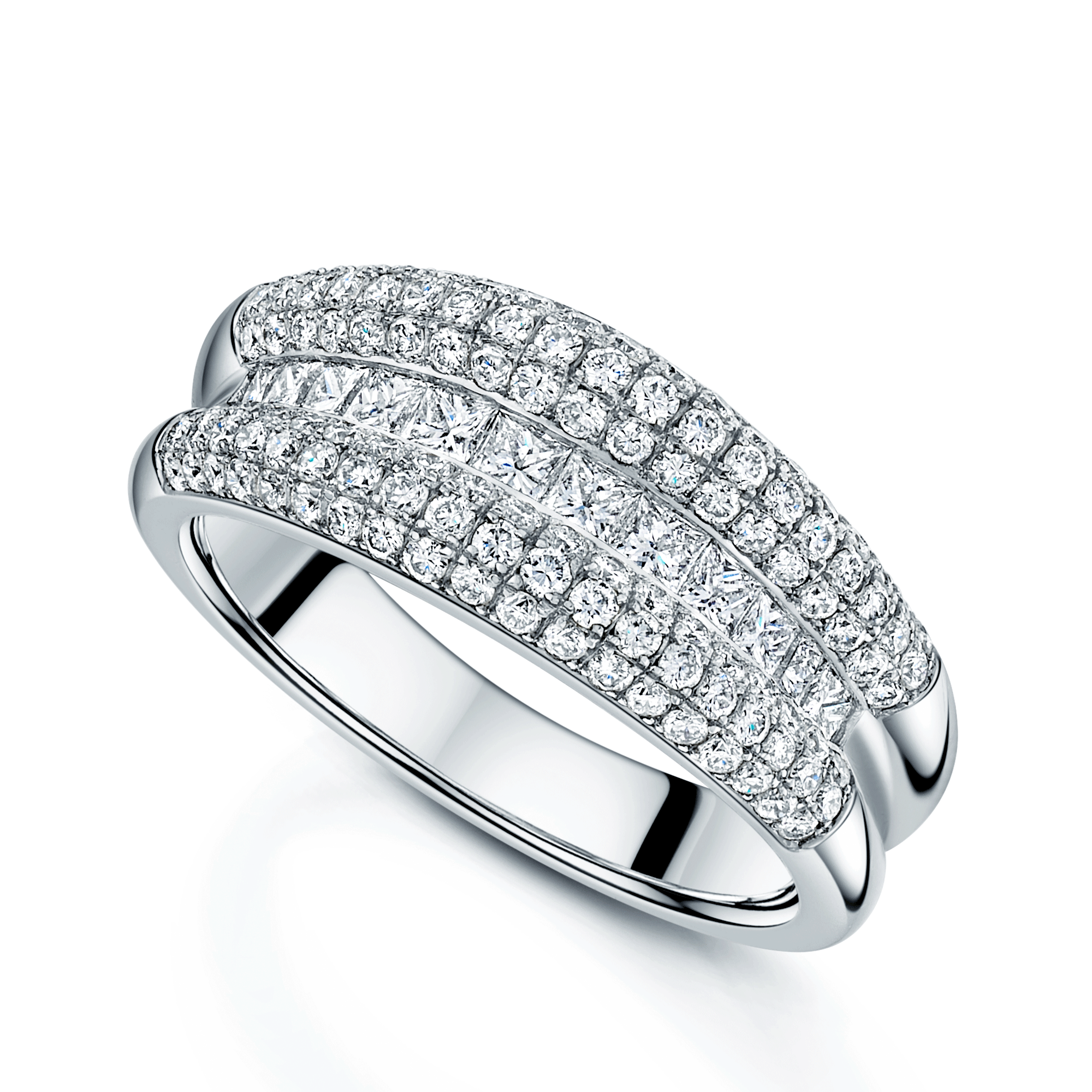 18ct White Gold Round Brilliant And Princess Cut Diamond Dress Ring