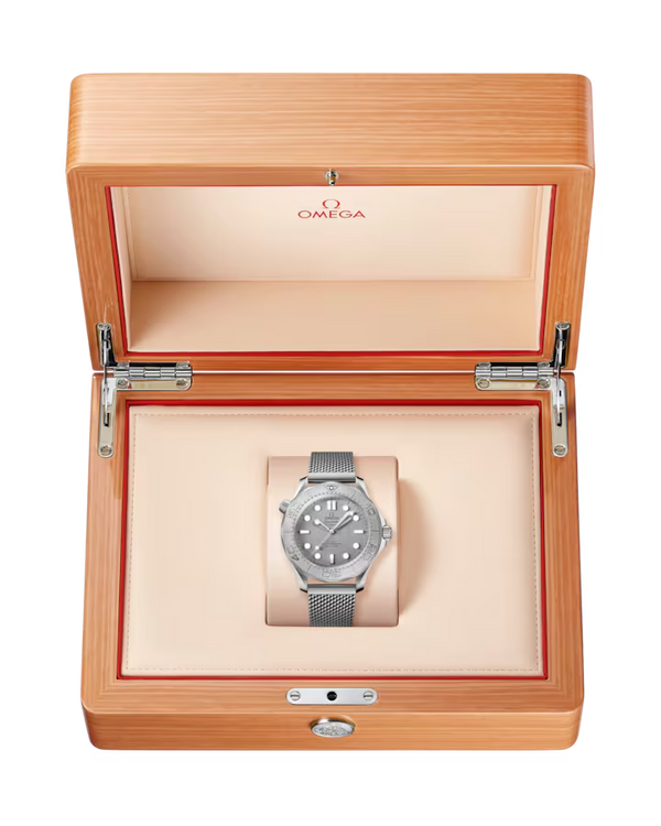 OMEGA Seamaster Diver 300m 42mm Grey Dial Mens Mesh Bracelet Watch - Berry's Jewellers