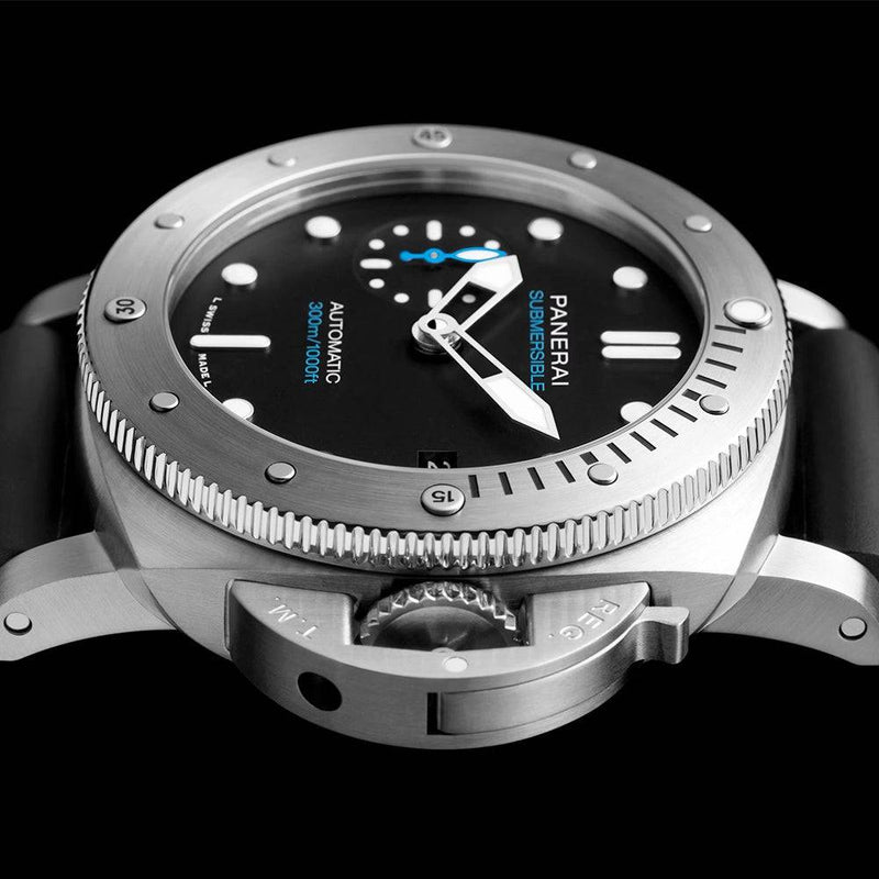 Panerai Submersible 42mm Black Dial Automatic Rubber Strap Watch - Berry's Jewellers