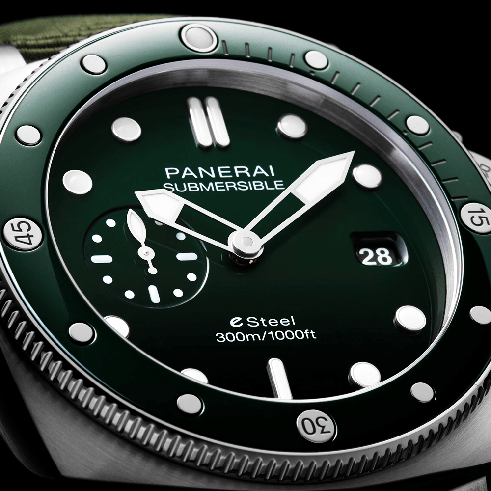 Panerai Submersible QuarantaQuattro Verde Smeraldo 44mm Green Dial Watch - Berry's Jewellers