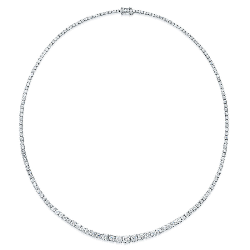 Platinum Graduated Round Brilliant Cut Diamond Collarette