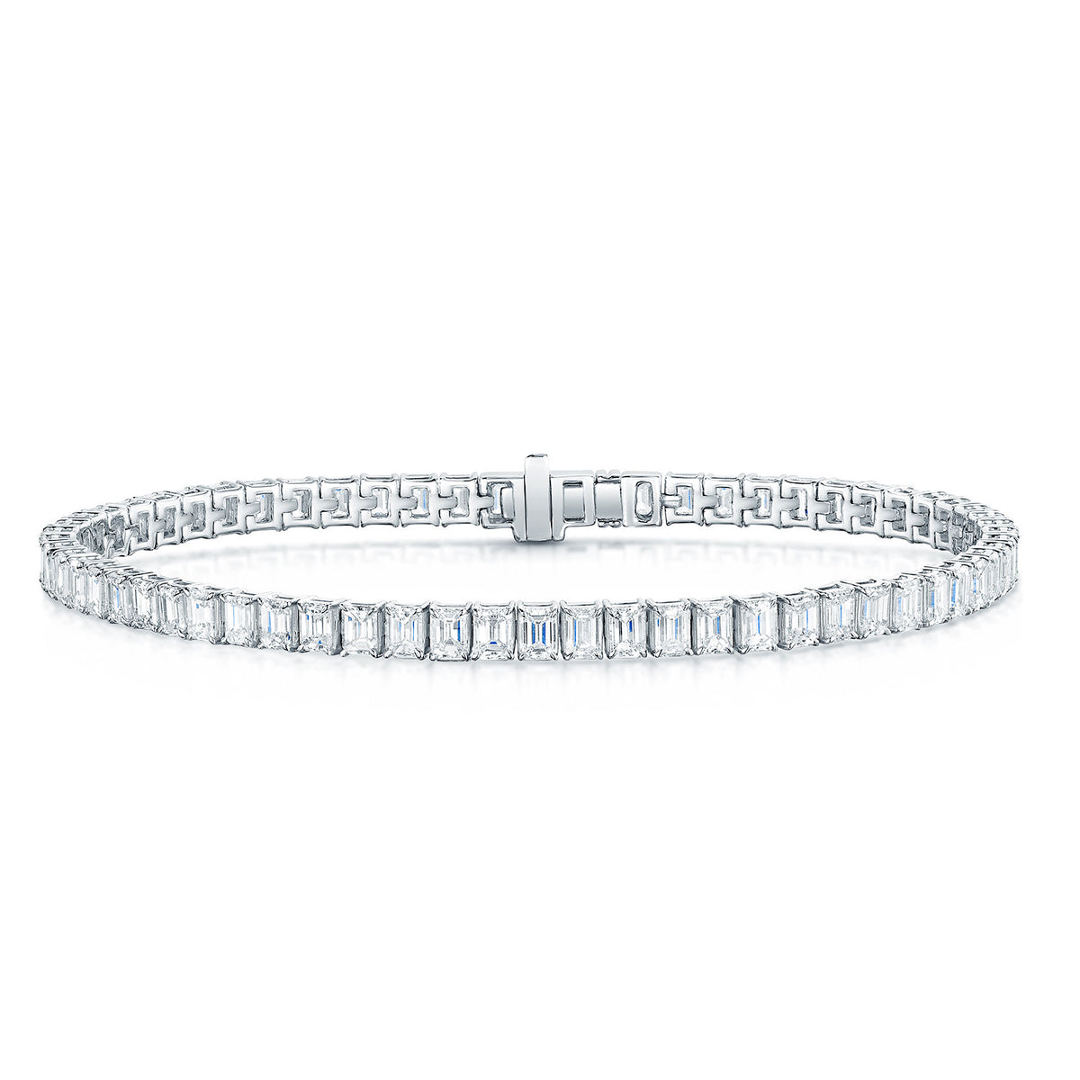 18ct White Gold Emerald Cut Diamond Tennis Bracelet