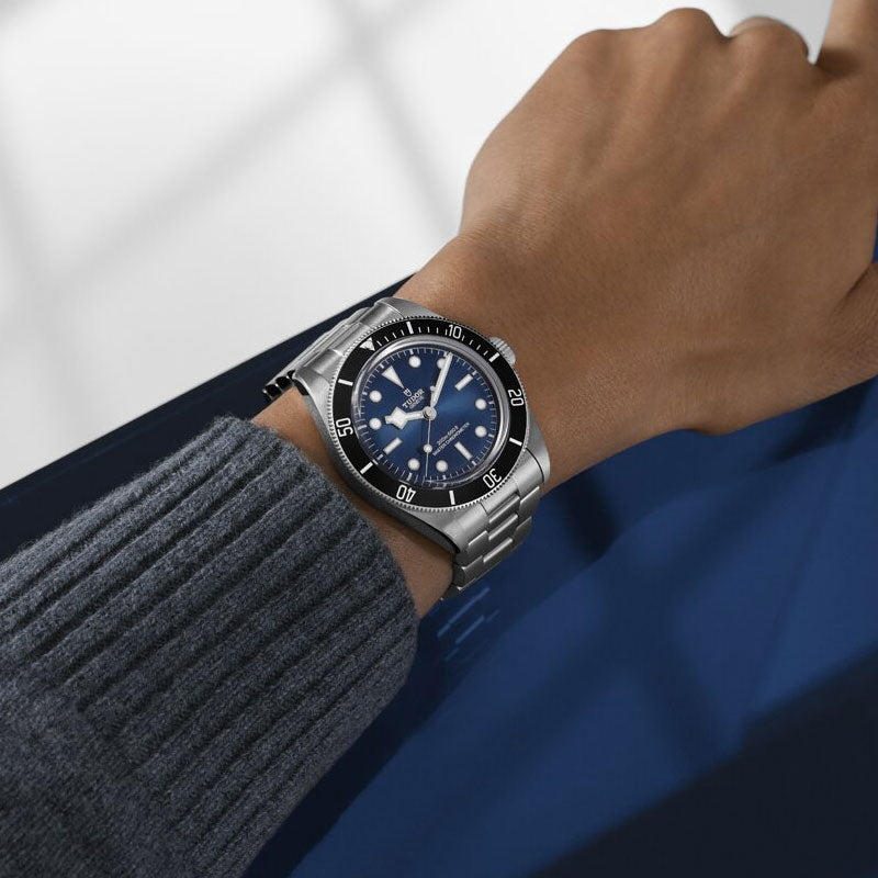 TUDOR Black Bay