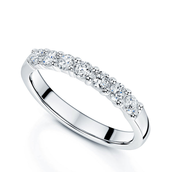 Berry's Platinum Round Brilliant Cut 0