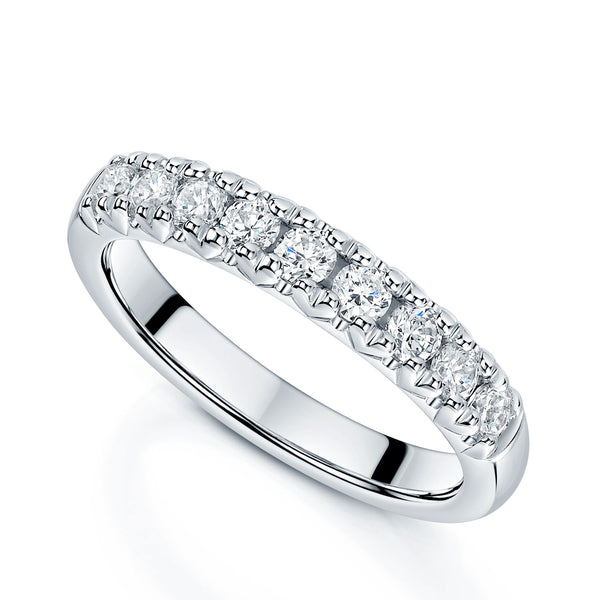 Berry's Platinum Round Brilliant Cut 0