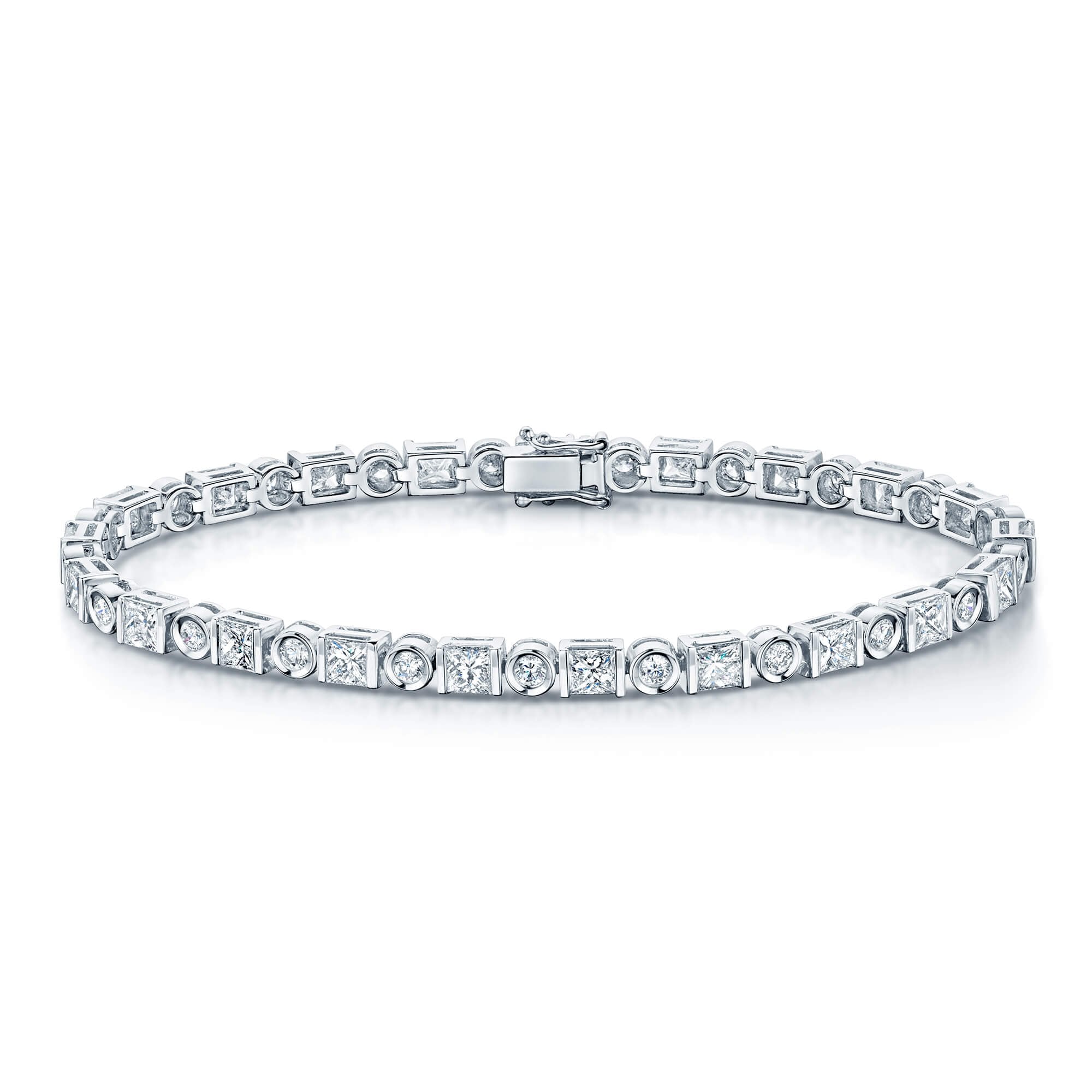 18ct White Gold Princess & Round Brilliant Cut Diamond Rub Over Bracelet