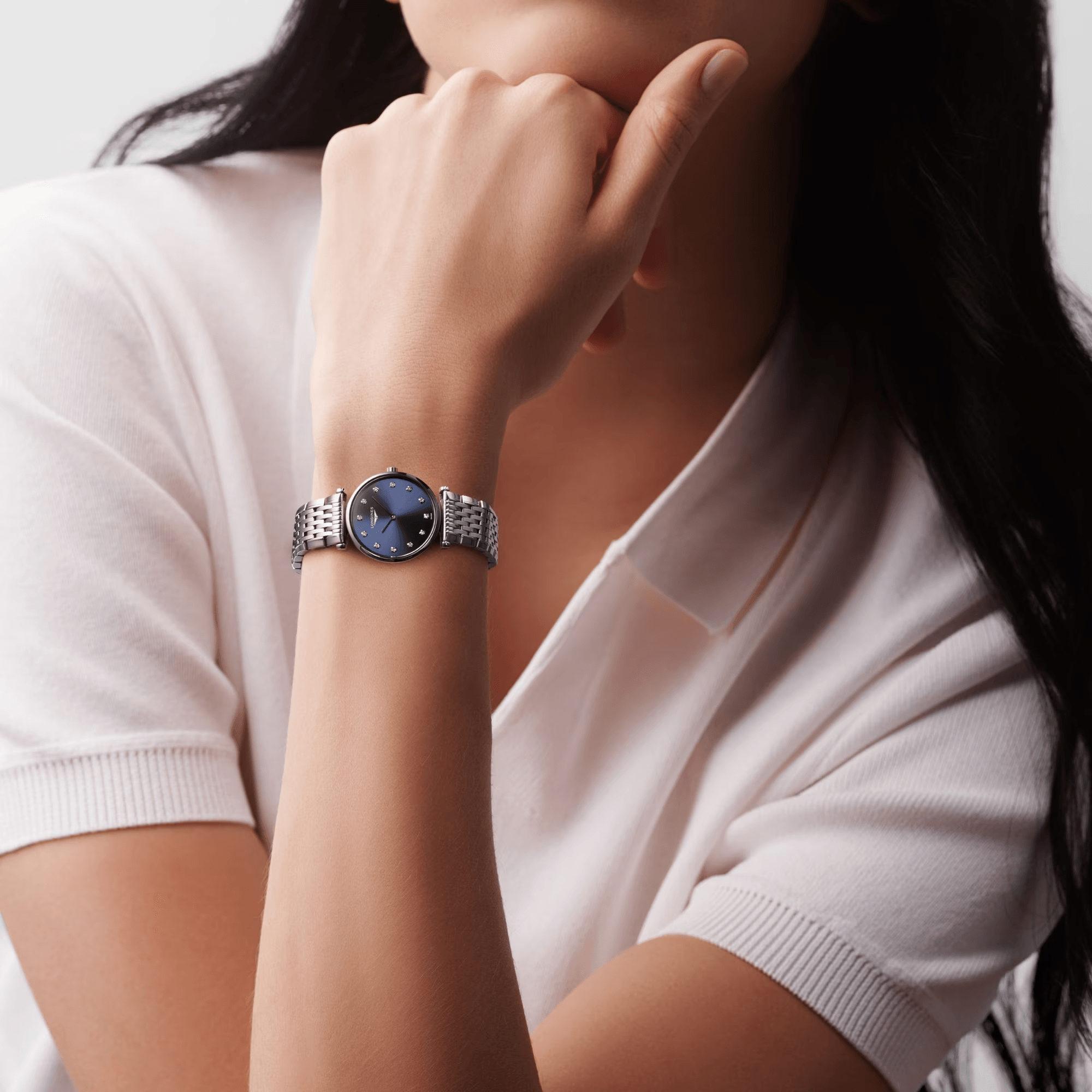 La Grande Classique 24mm Blue Diamond Dial Bracelet Watch